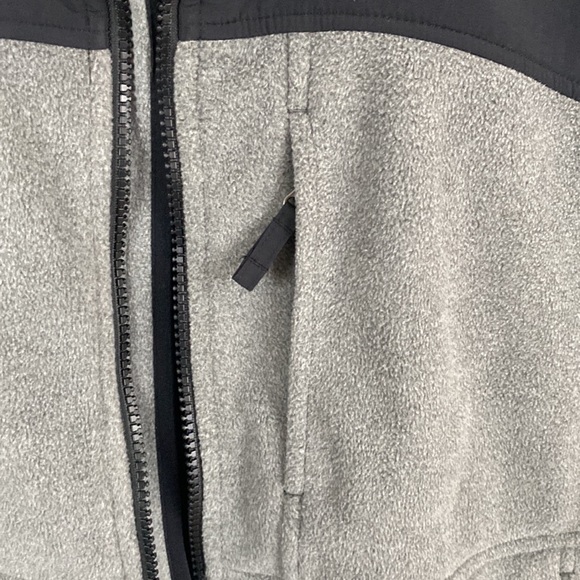 Duluth Trading fleece vest Med grey - Picture 5 of 6